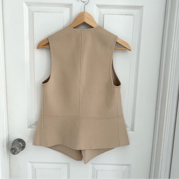 Camel Beige Wool Blend Sleeveless Draped Vest - Picture 2 of 7